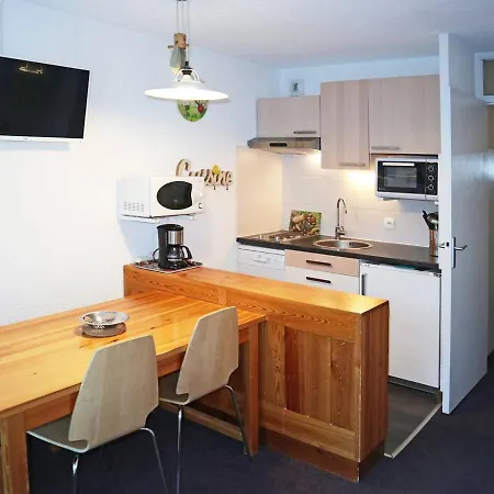 Cosy Avec Balcon, Skis Aux Pieds, Parking Et Proche De - Fr-1-322-528 Apartment