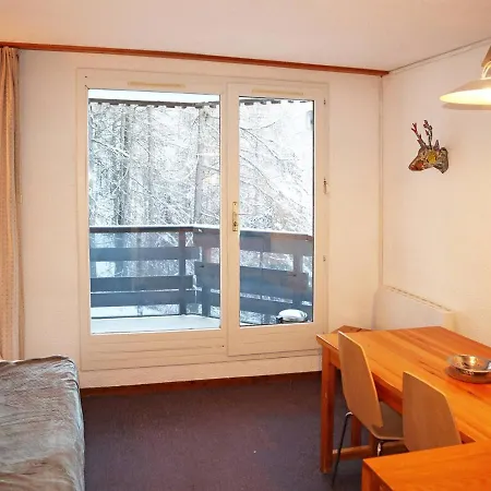 Cosy Avec Balcon, Skis Aux Pieds, Parking Et Proche De - Fr-1-322-528 *